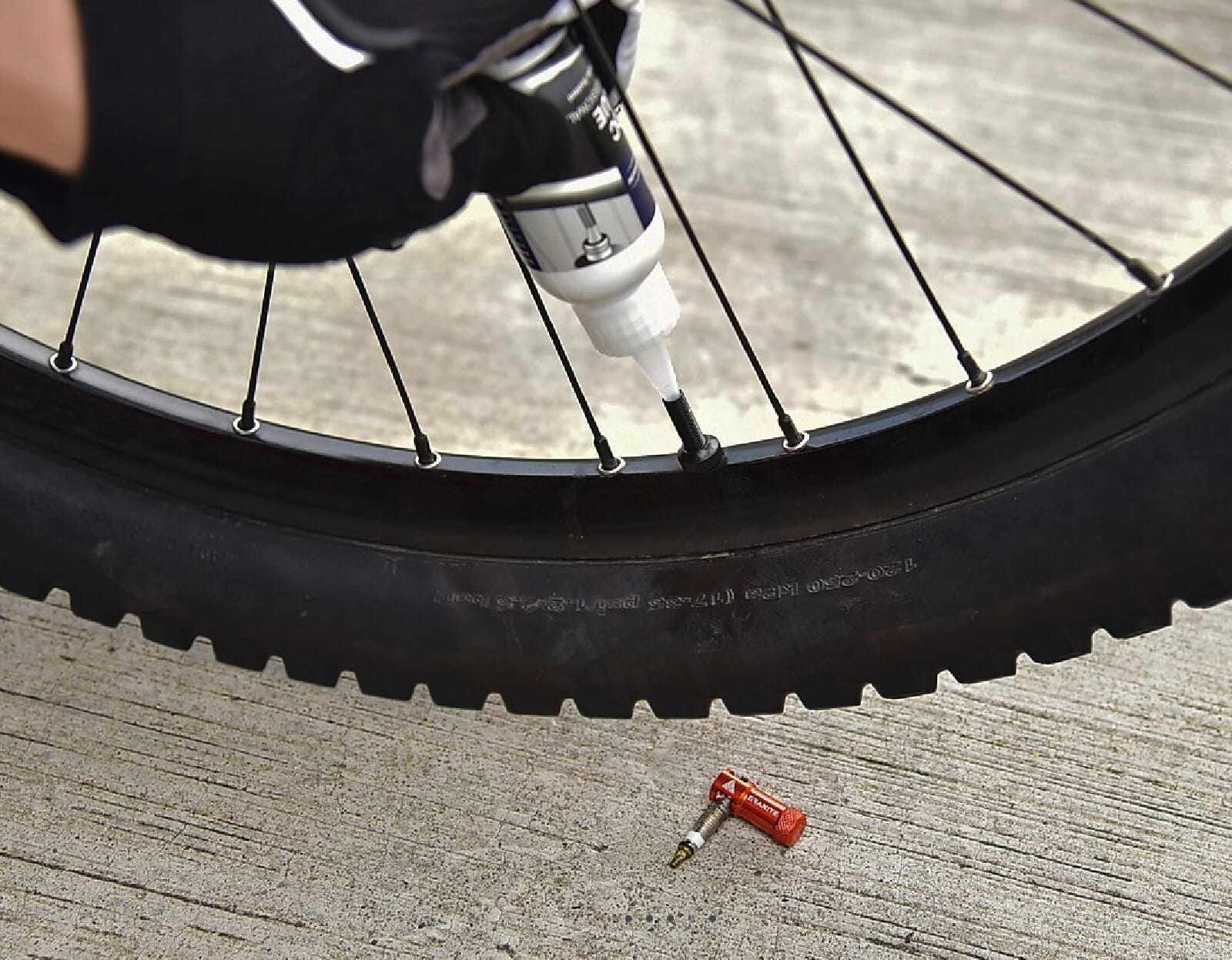 Capuchons de valves CNC/demonte obus oil slick Juicy Nipples – Image 2