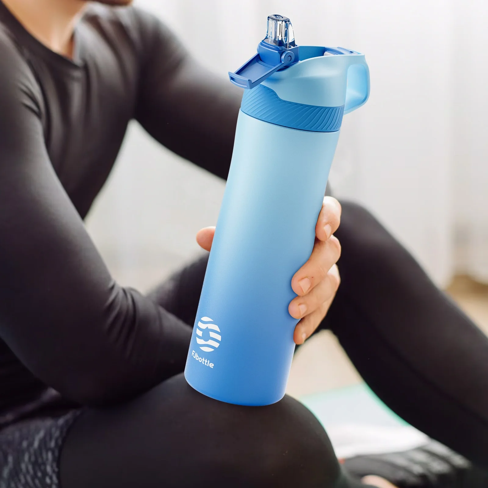 Bouteille de sport en acier inoxydable avec paille de 550 ml – Image 5