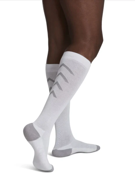 Bas de récupération & sport 15-20mmhg Sigvaris performance 401 pour femme – Image 2