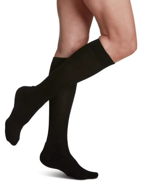 Bas de compression 20-30mmhg Sigvaris 362 Coton coussiné pour femmes (mollet) – Image 2