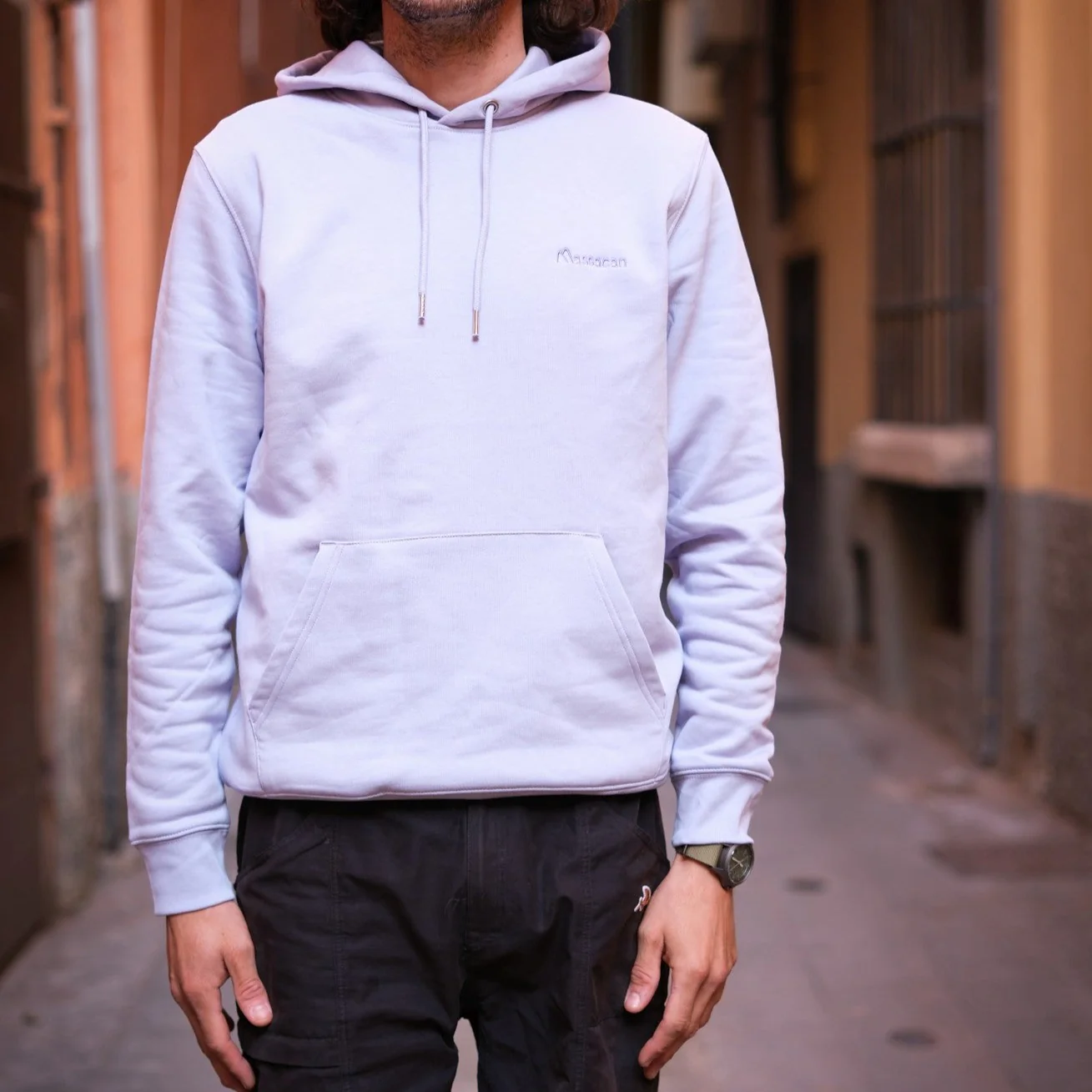 Hoodie Massacan brodé – Image 3
