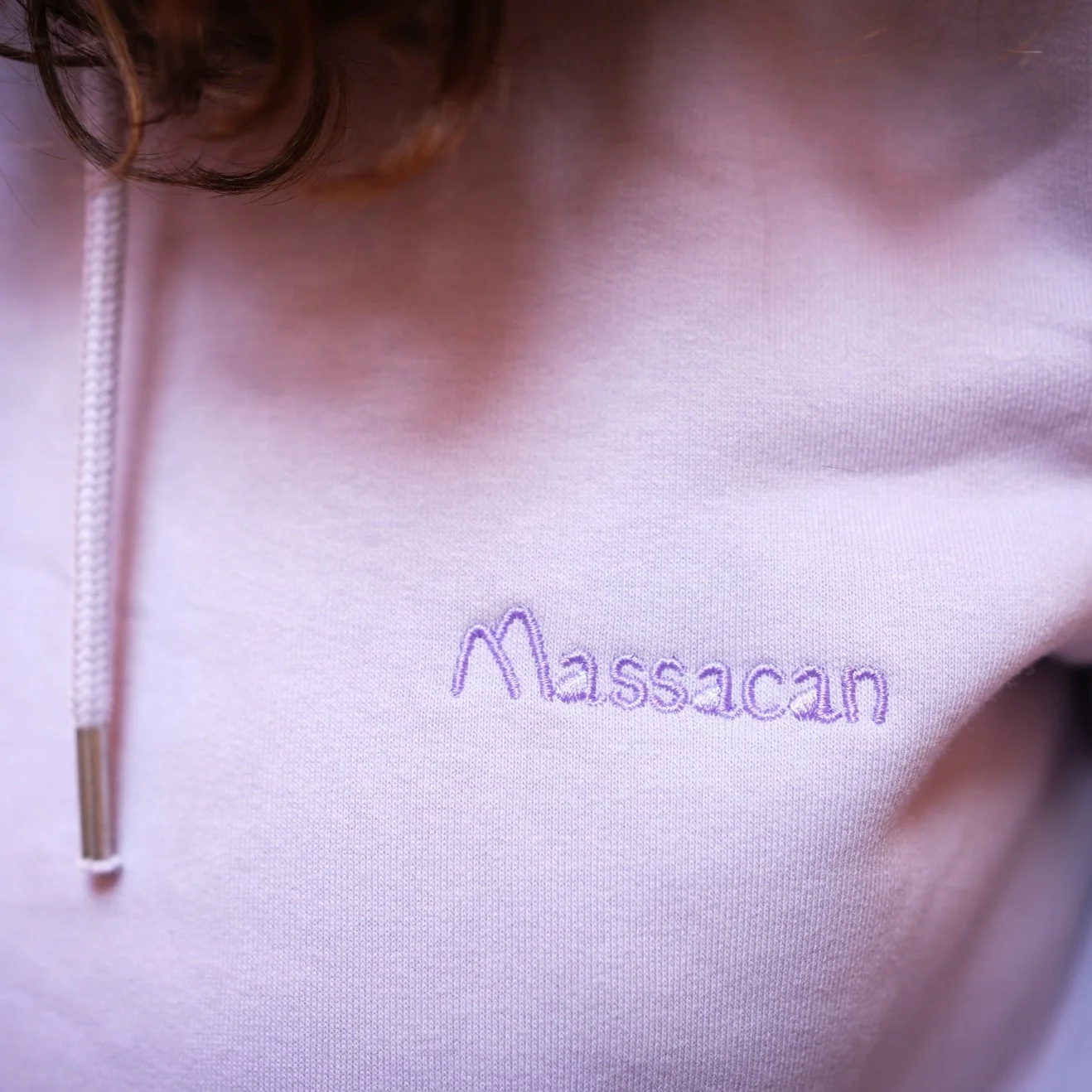 Hoodie Massacan brodé – Image 2