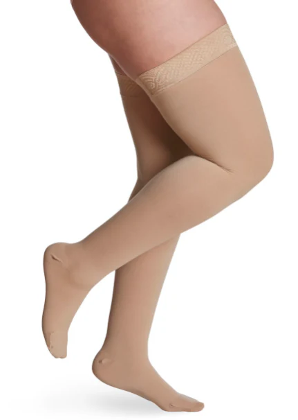Bas de compression 20-30mmhg Sigvaris 862 Opaque pour femme (Mi-Cuisse) – Image 3