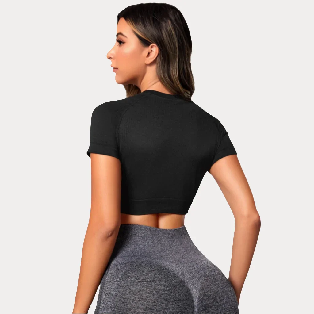 HAUT DE SPORT À MANCHES COURTES - BASIC – Image 2